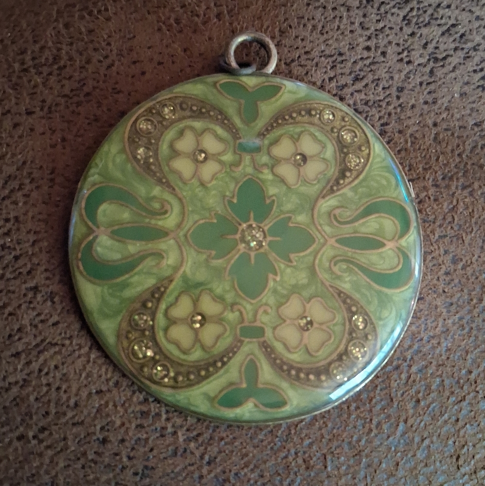 ** SOLD ** Very Cool Vintage Pendant